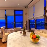 Akrotiraki Hotel