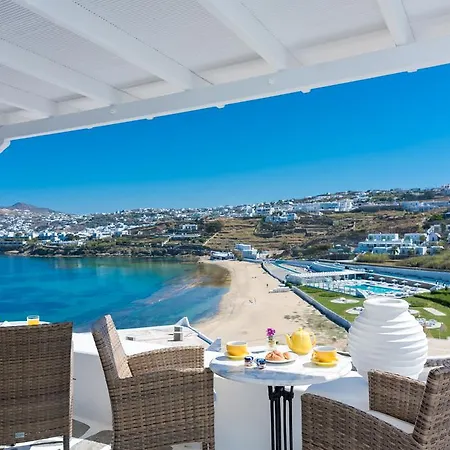 Отель Akrotiraki 2*