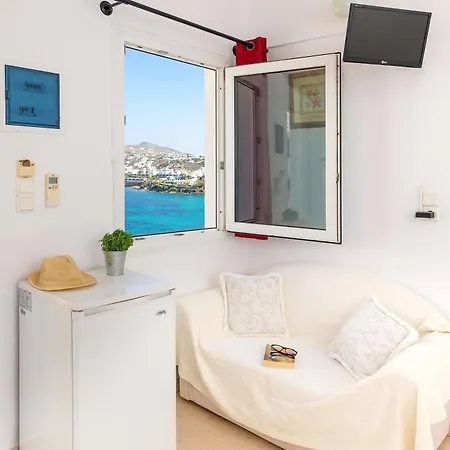 Отель Akrotiraki