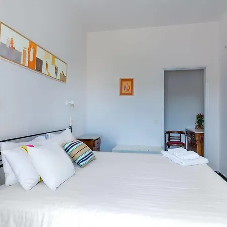 Akrotiraki Отель 2*