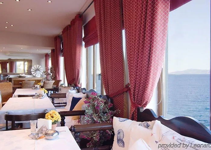 Hotell Akrotiraki 2*