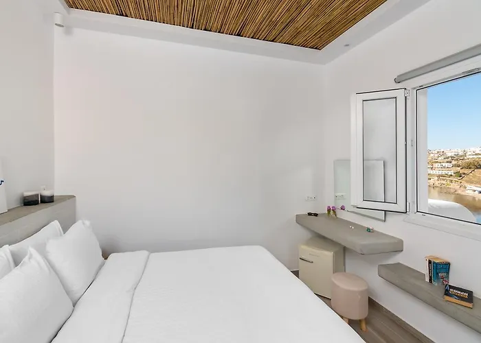 Ξενοδοχείο Akrotiraki