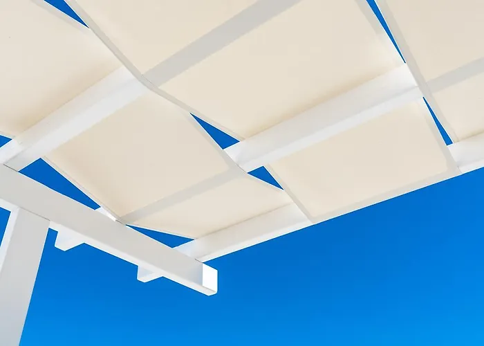 Ξενοδοχείο Akrotiraki 2*