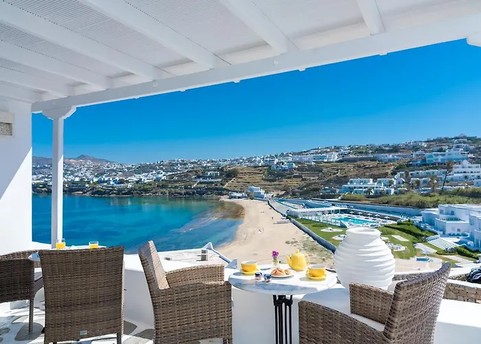 Hotell Akrotiraki 2*