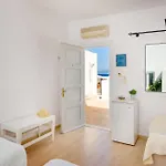 Akrotiraki Отель 2*