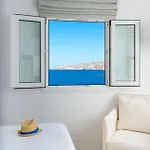 Отель Akrotiraki 2*